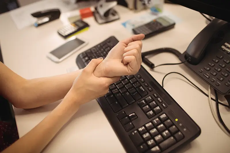 Documenting Carpal Tunnel Syndrome with ICD-10 and CPT Codes
